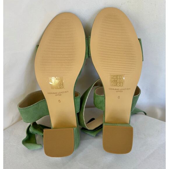 JOURNEE COLLECTION HETHER STRAPPY BLOCK HEELS IN SUEDE GREEN SIZE 6.5 NWT / BOX - Picture 6 of 6